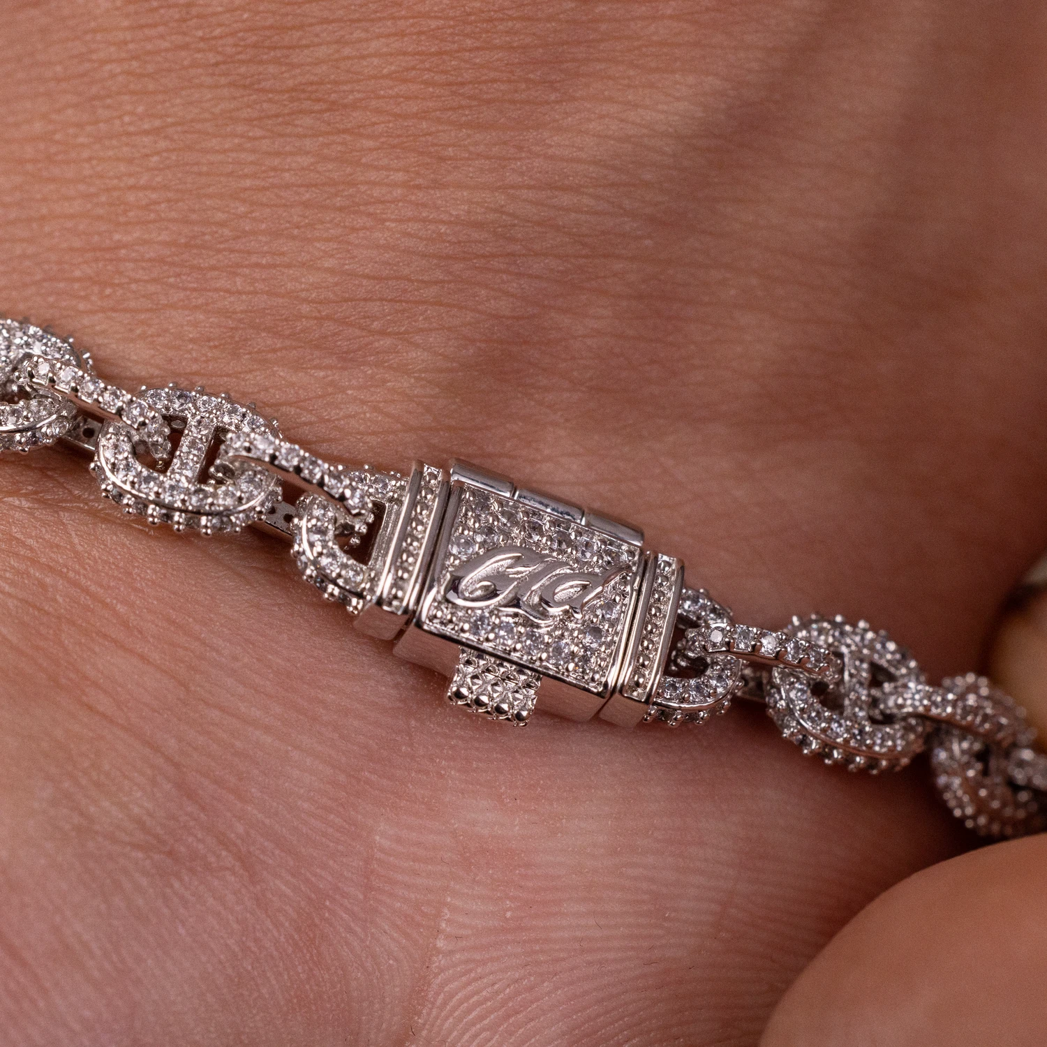 Micro Valentina Bracelet In White Gold - Image 4