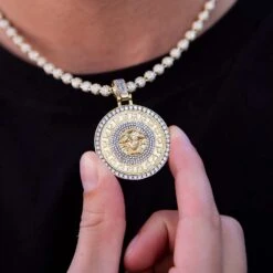 18k Vermeil Medusa Pendant