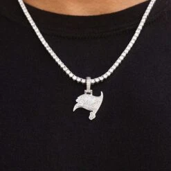 Tampa Bay Buccaneers Micro Logo Pendant - White Gold